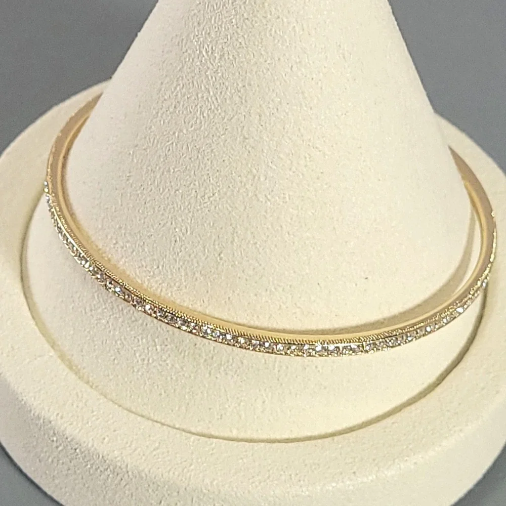 Nadri Bangle Bracelet Women 8 Gold Tone Rhinestone Milgrain Slim Minimalist
